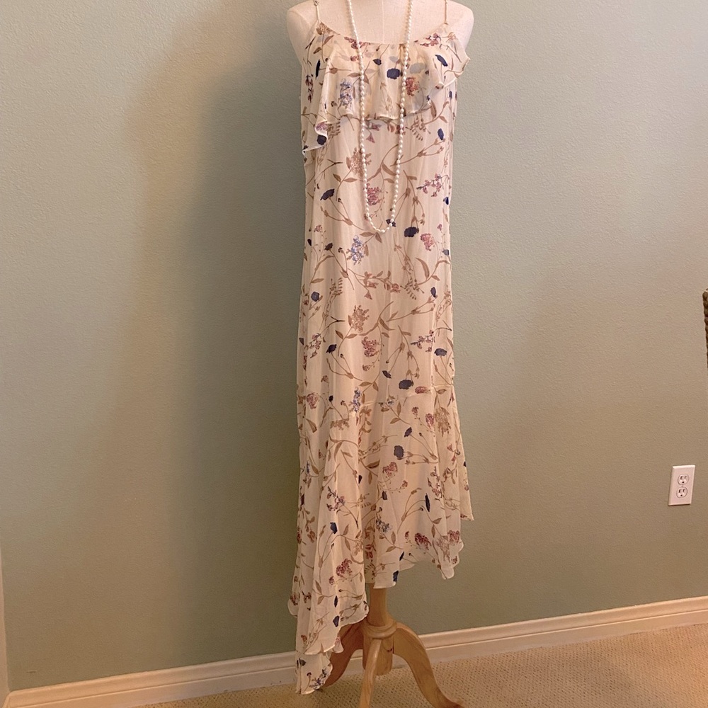 Shop The Trends Dress. Size Large.